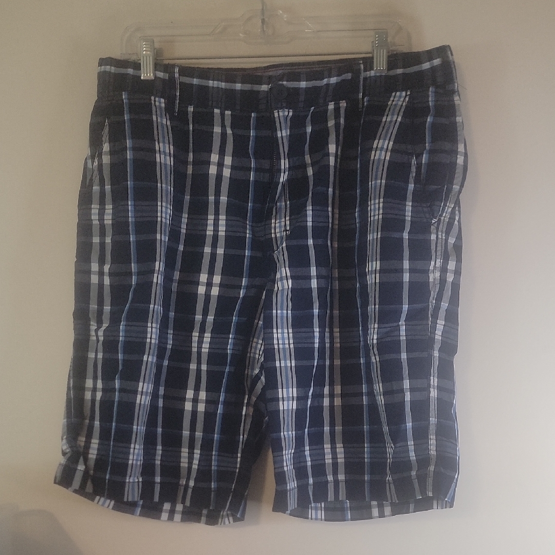 Izod Navy And White Plaid Shorts Mens
